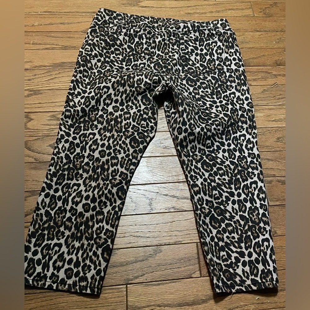 Westbound Petites Leopard Print Pull On Capris  14P